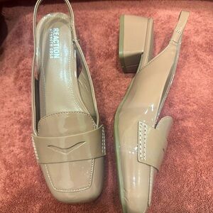 Reaction Kenneth Cole Nude Beige Patent Heels 8.5M to W